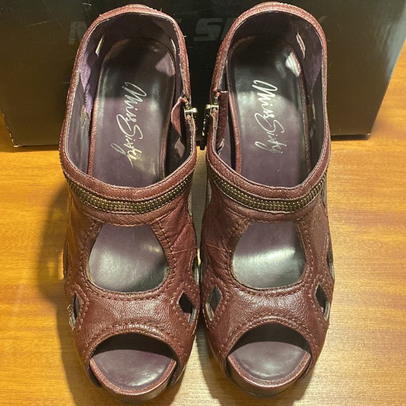 Miss Sixty • “Hailey” Purple Blocked Peep Toe heels - Picture 3 of 14